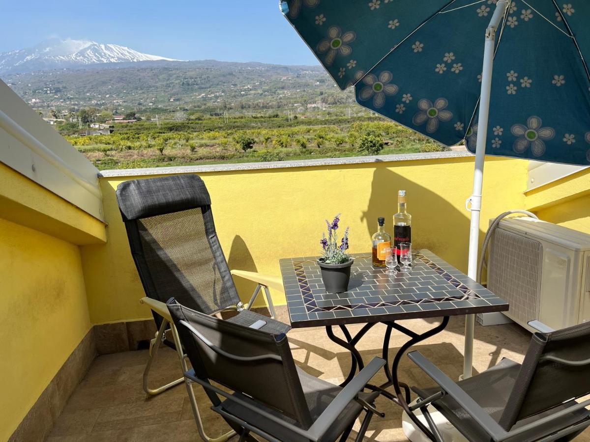 Apartmán Yellow House Fiumefreddo di Sicilia Exteriér fotografie